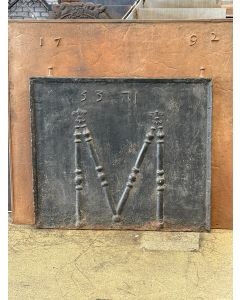 Kaminplatte 'Säulen mit Fleurs de Lis'