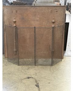 Großer antiker Funkenschutz 