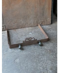 Französischer Kaminvorsatz