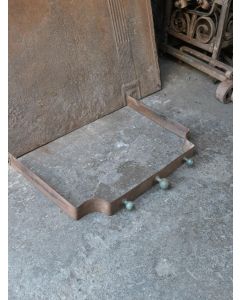 Französischer Kaminvorsatz
