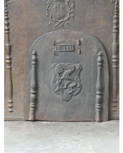Kaminplatte 'Wappen'