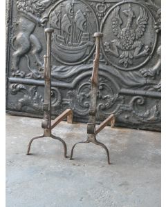 Gotische Kaminhunde