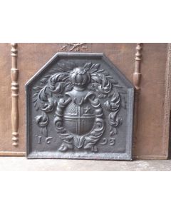 Kaminplatte 'Wappen'