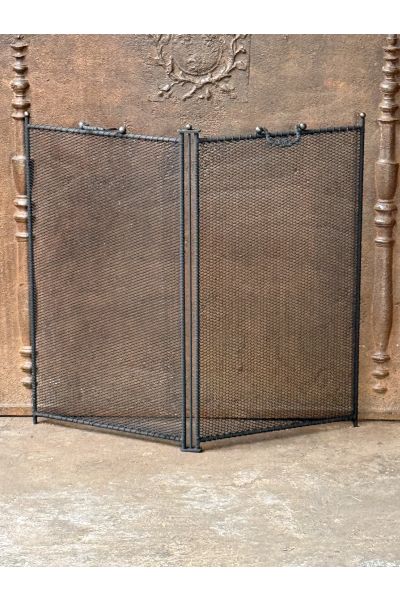 Hoher Funkenschutz | Handarbeit, Neu | 62.5 cm Hoch