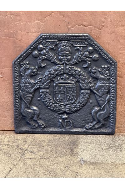 Kaminplatte 'Wappen von Frankreich und Navarre'
