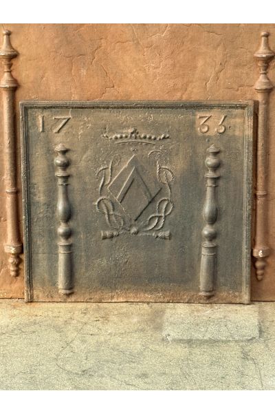 Kaminplatte 'Bischöflichen Wappen'