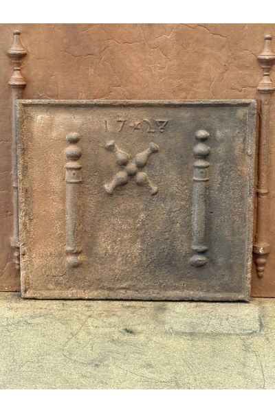 Kaminplatte 'Andreaskreuz'