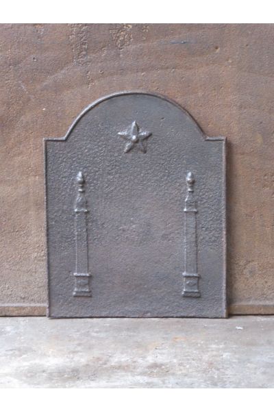 Kaminplatte 'Säulen der Freiheit' aus 14 