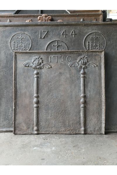 Kaminplatte 'Säulen des Herkules'