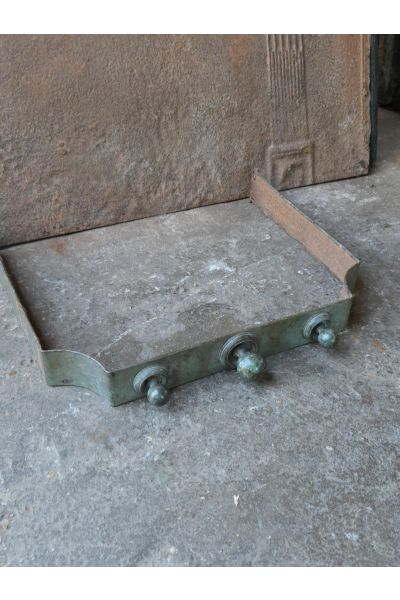 Französischer Kaminvorsatz