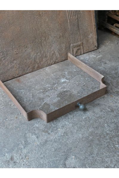 Französischer Kaminvorsatz