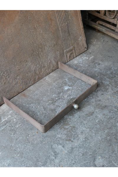 Französischer Kaminvorsatz