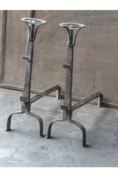 Gotische Kaminhunde