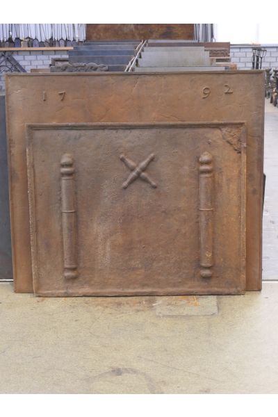 Kaminplatte 'Andreaskreuz'