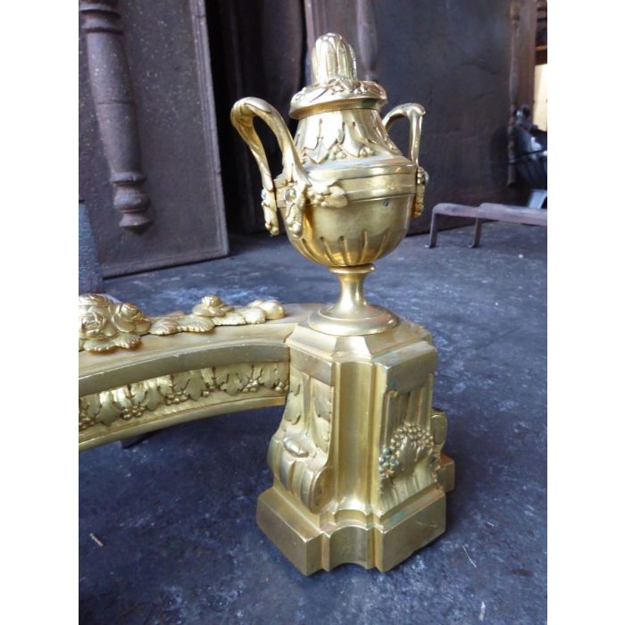 Neoklassische Feuerbock aus Schmiedeeisen, Feuervergoldet 