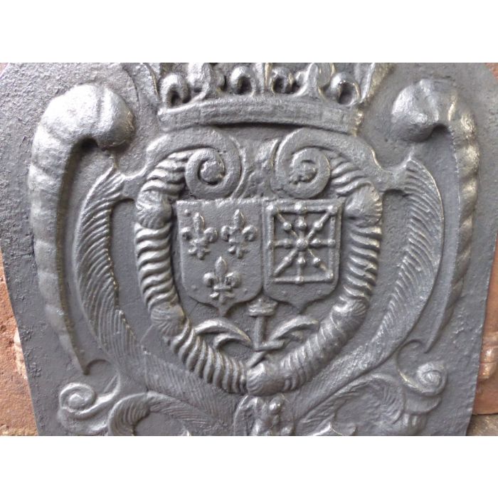 Kaminplatte 'Wappen von Frankreich und Navarre' aus Gusseisen 