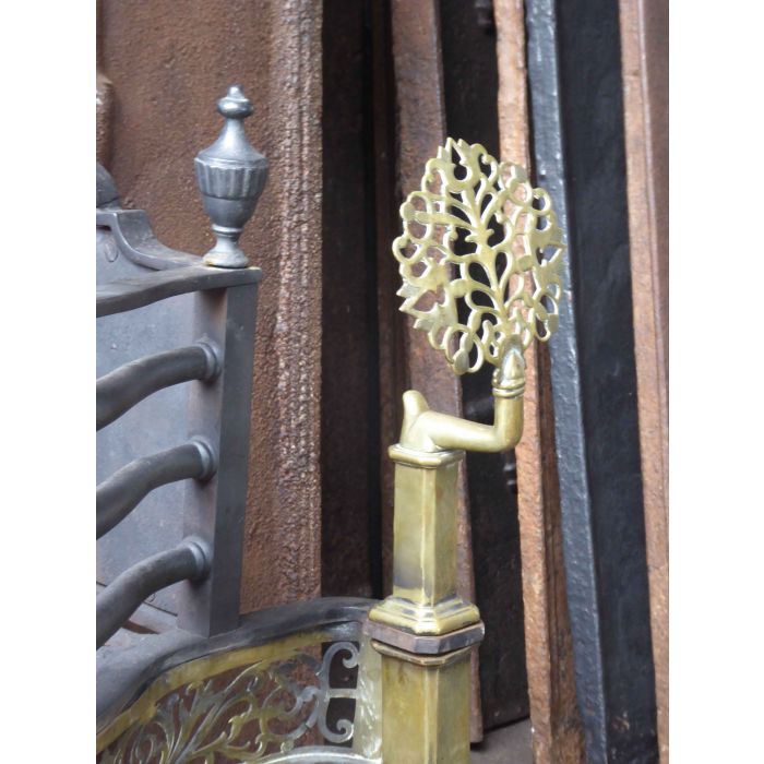 Großer Art Nouveau Feuerrost aus Gusseisen, Schmiedeeisen, Messing 