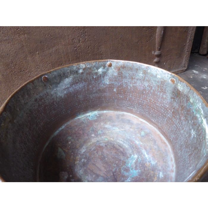 Antiker Kaminholzkorb aus Kupfer 