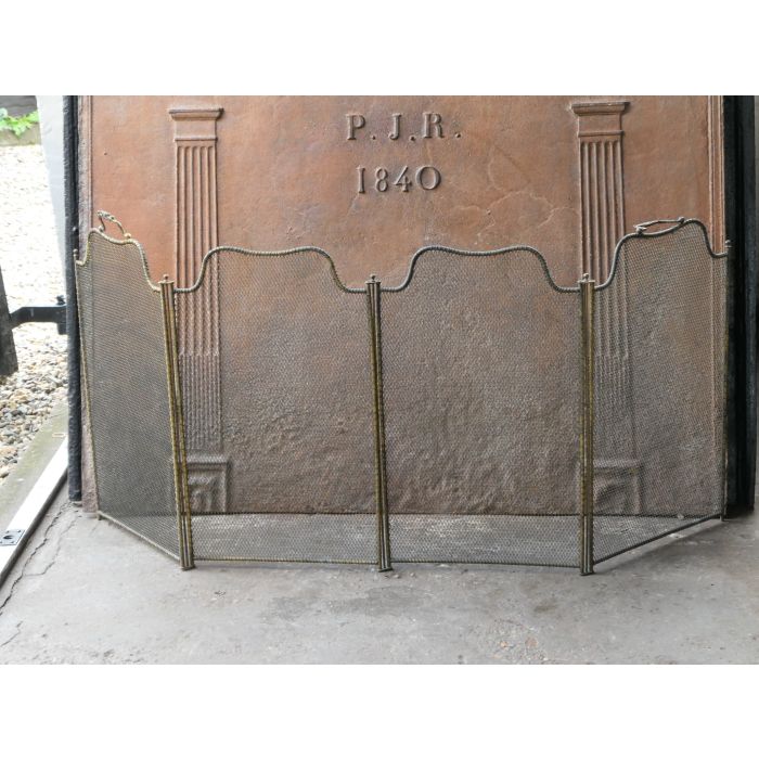 Antiker Französischer Funkenschutz aus Messing, Eisen-Gitter 