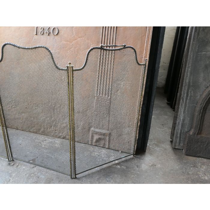 Antiker Französischer Funkenschutz aus Messing, Eisen-Gitter 