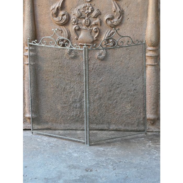 Antiker Französischer Funkenschutz aus Eisen-Gitter, Eisen 